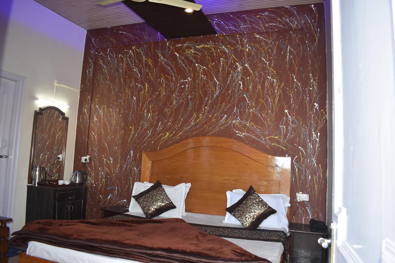 Hotel Akanksha Anand Plaza Mussoorie Esterno foto