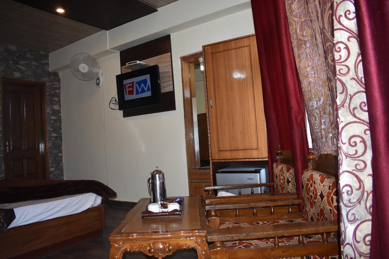 Hotel Akanksha Anand Plaza Mussoorie Esterno foto